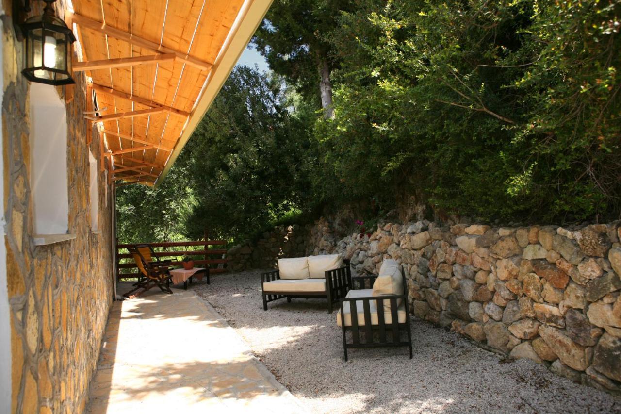 Villa- Nefeli Agios Gordios  Exteriör bild