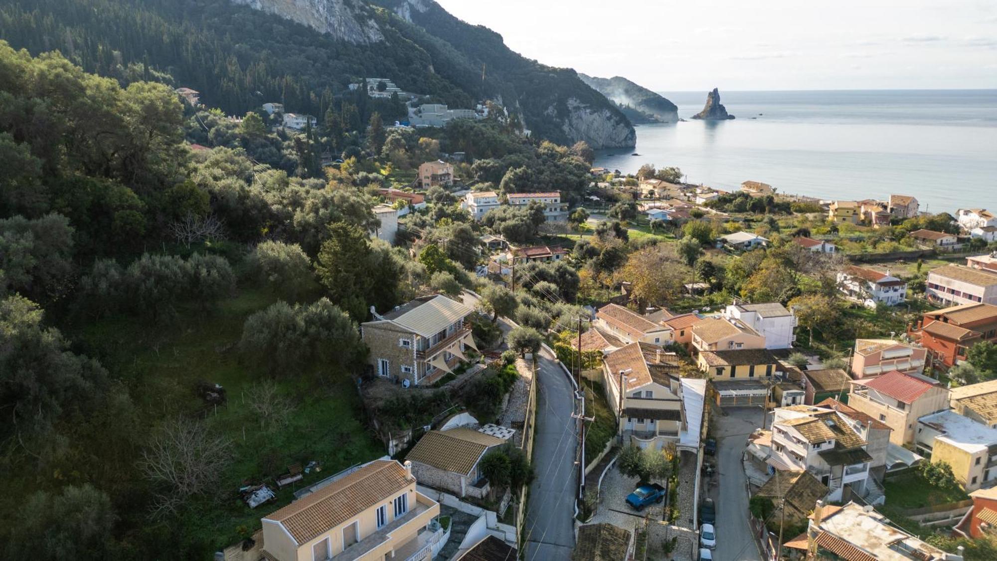 Villa- Nefeli Agios Gordios  Exteriör bild